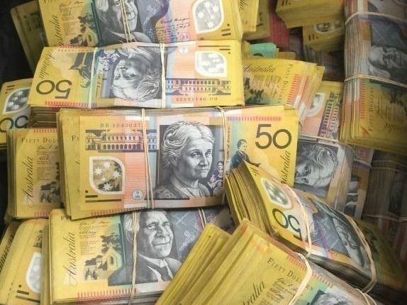 e7ef242783c0f315176e478959f3dc18 counterfeit money – bank notes